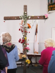 05-flowering-the-cross-img_2534
